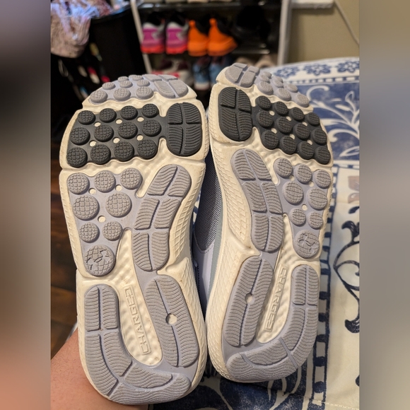 Under Armour sneakers! - Picture 9 of 10